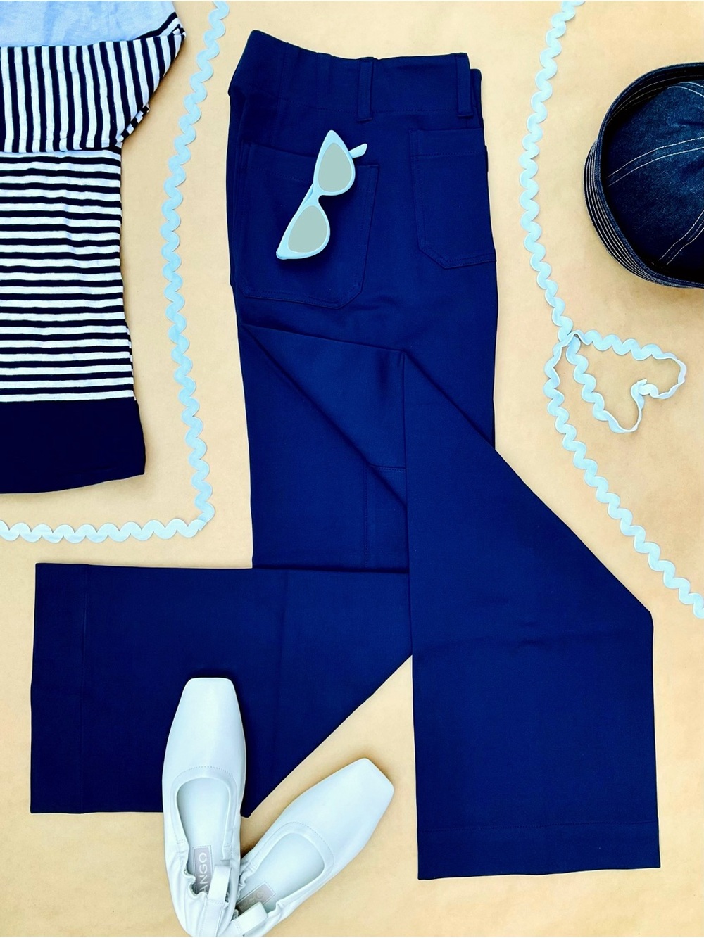 Anthro ❉ Maeve Colette Ponte Crop Wide-Leg Pants in Navy Blue Size 26 Tall